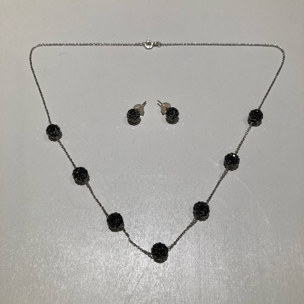 Necklace and Earrings Set - Picture 2 of 4